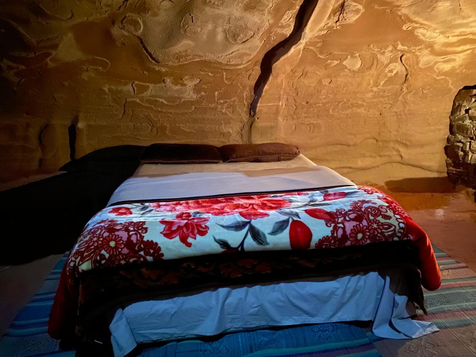 Wadi Rum Cave Camping Exterior foto
