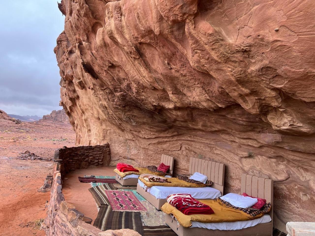 Wadi Rum Cave Camping Exterior foto
